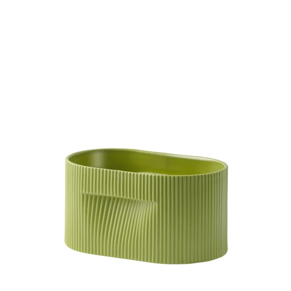 Ridge planter moss green 13 muuto hi res 150 image