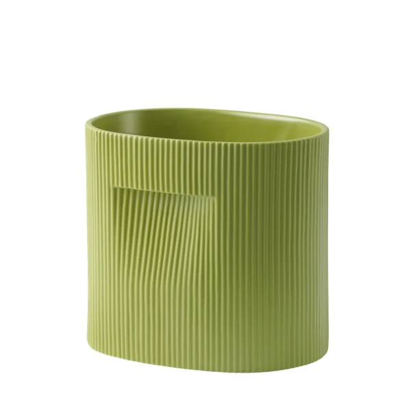 Ridge planter moss green 24 muuto hi res 150 image