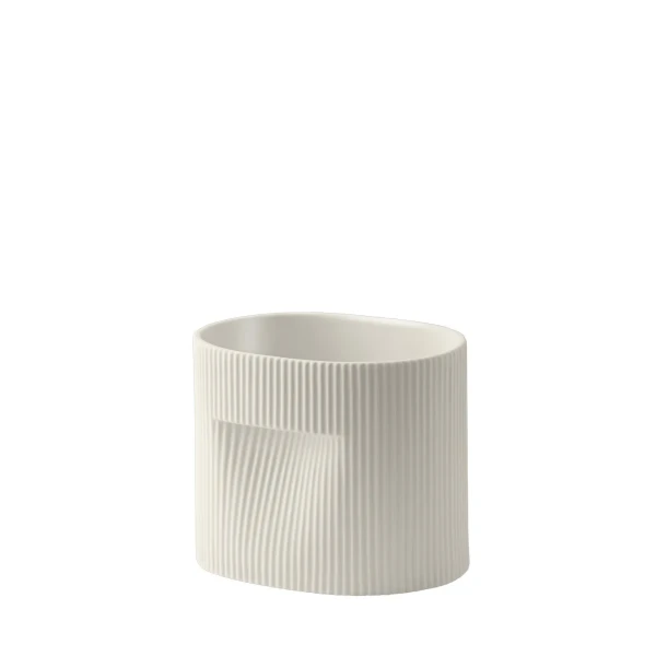 Ridge planter off white 15 muuto hi res 150 kuva